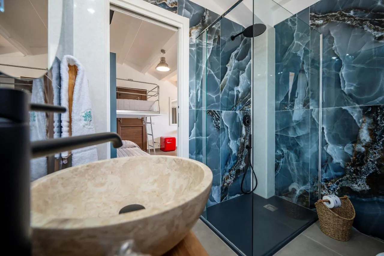 Villa Carmiano Luxury Bedrooms In Avola In The Province Of Syracuse With Spa And Swimming Pool And Wonderful Seaview Frühstückspension