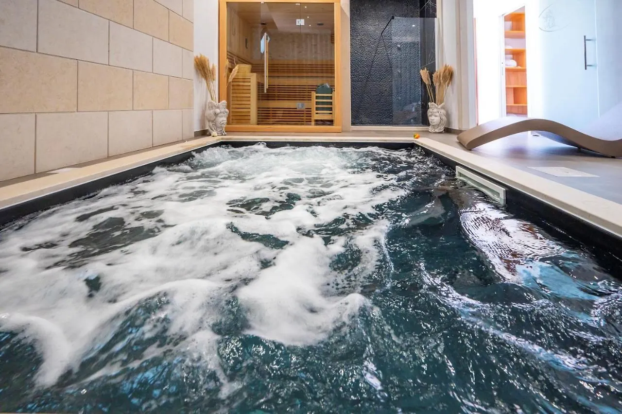 Frühstückspension Villa Carmiano Luxury Bedrooms In Avola In The Province Of Syracuse With Spa And Swimming Pool And Wonderful Seaview