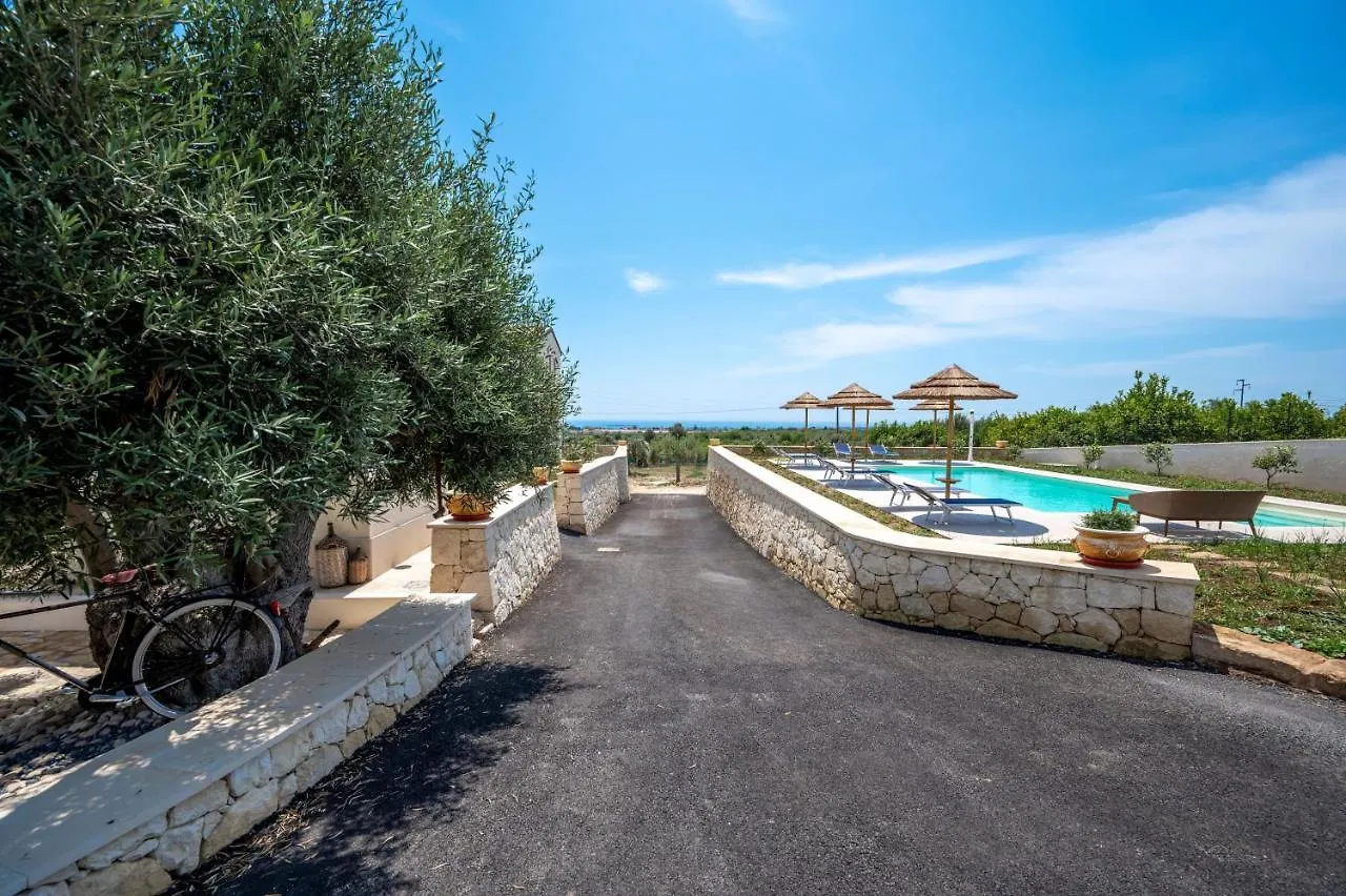Villa Carmiano Luxury Bedrooms In Avola In The Province Of Syracuse With Spa And Swimming Pool And Wonderful Seaview Italien