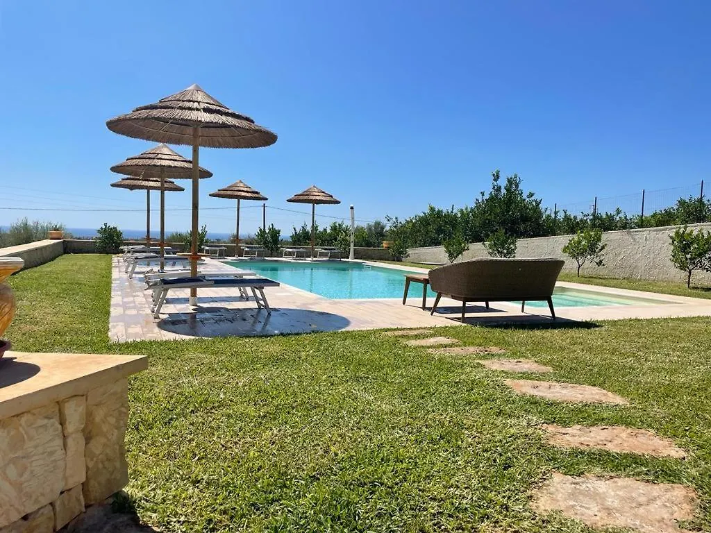 Villa Carmiano Luxury Bedrooms In Avola In The Province Of Syracuse With Spa And Swimming Pool And Wonderful Seaview Frühstückspension